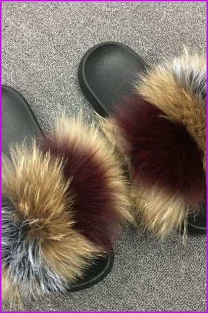 Three Colors Raccoon Sliders Df012