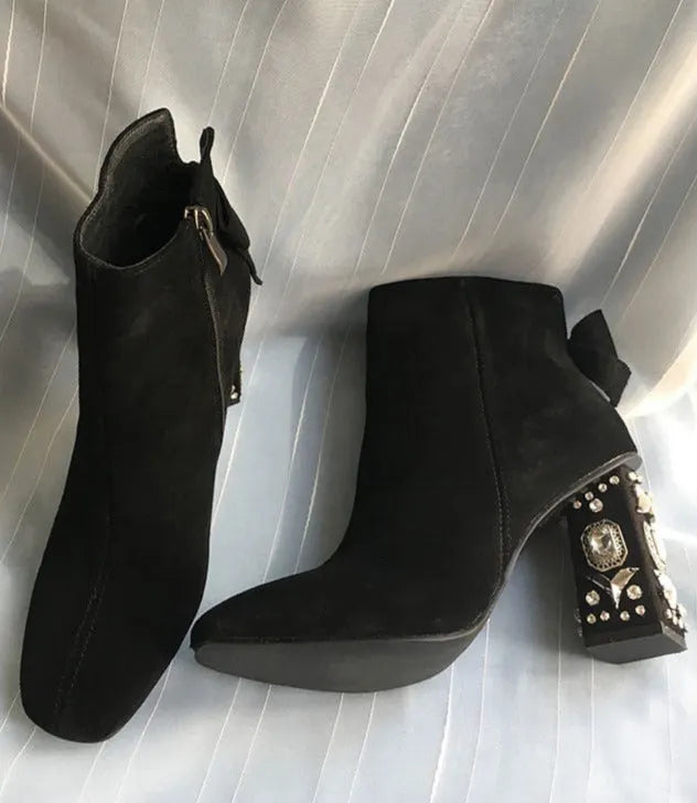 Finely Styled Heels with a Classic Vintage Look