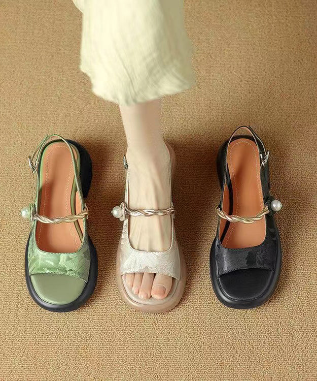Elegantly Styled Sandals for Everyday Wear