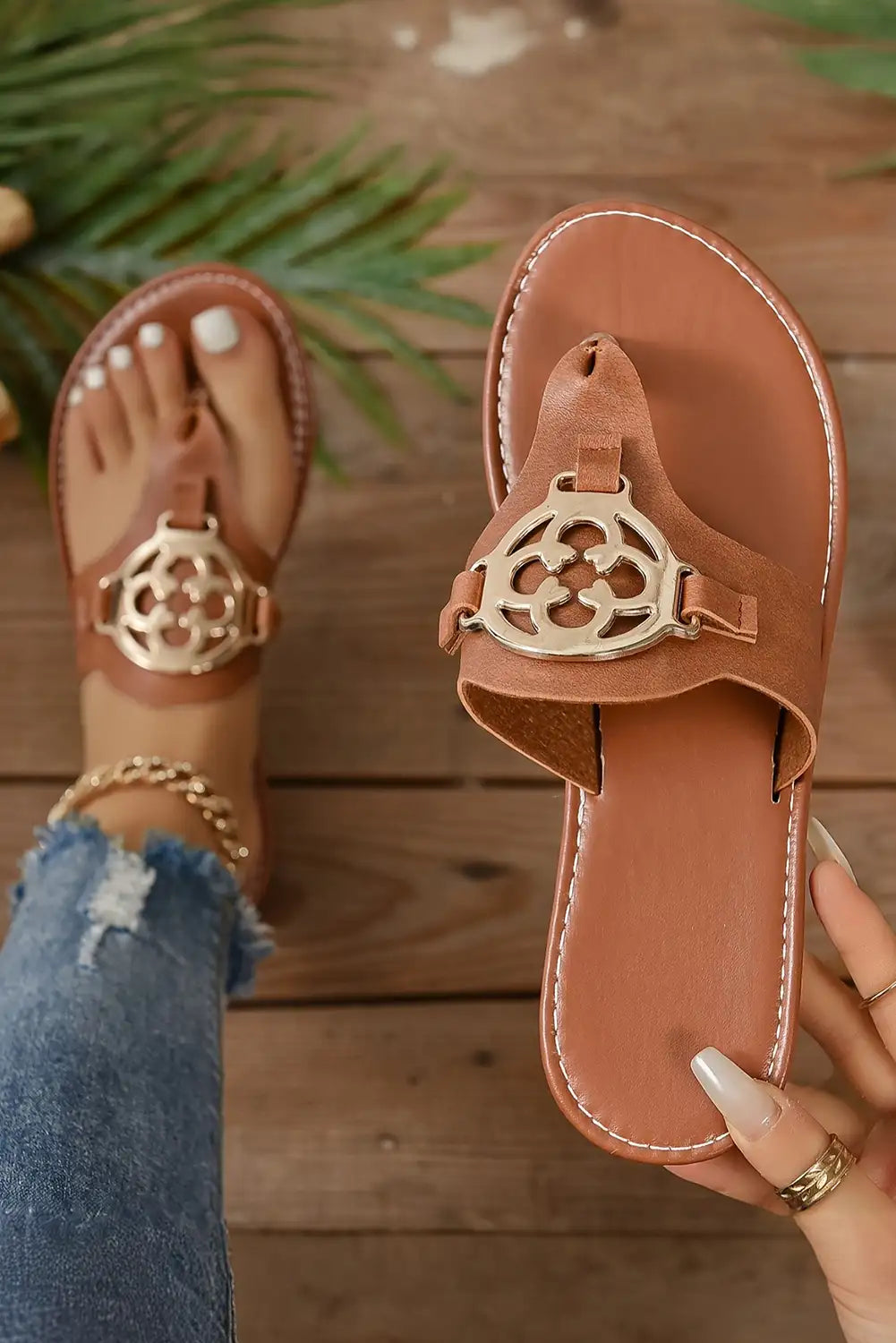 Chestnut Leather Thong Slippers