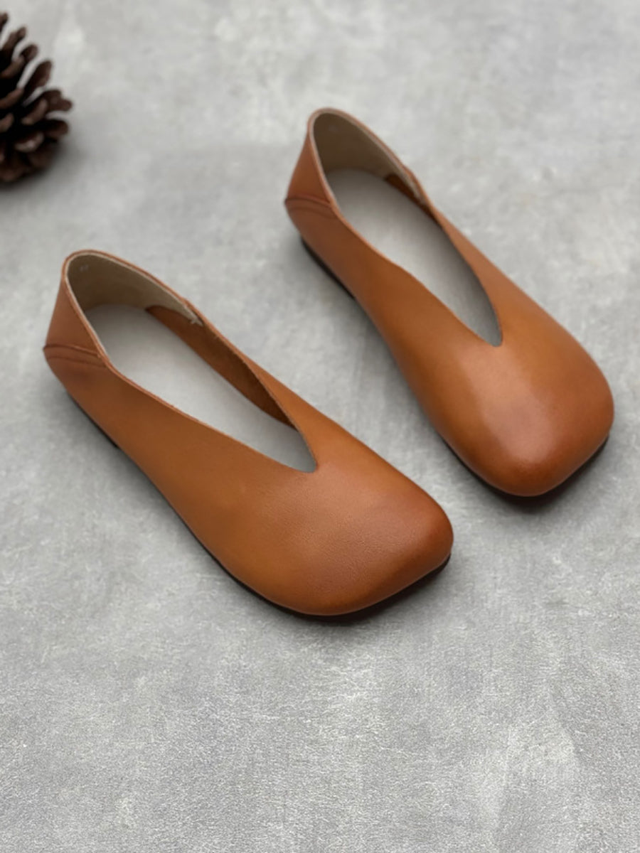 Subtly Elegant Shoes with a Refined Vintage Look