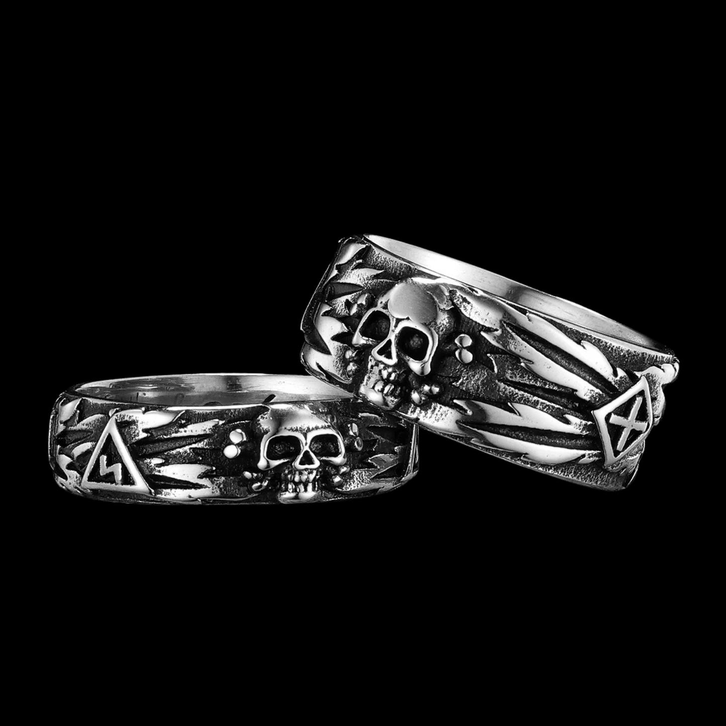 Ashbound Skull Band Ring