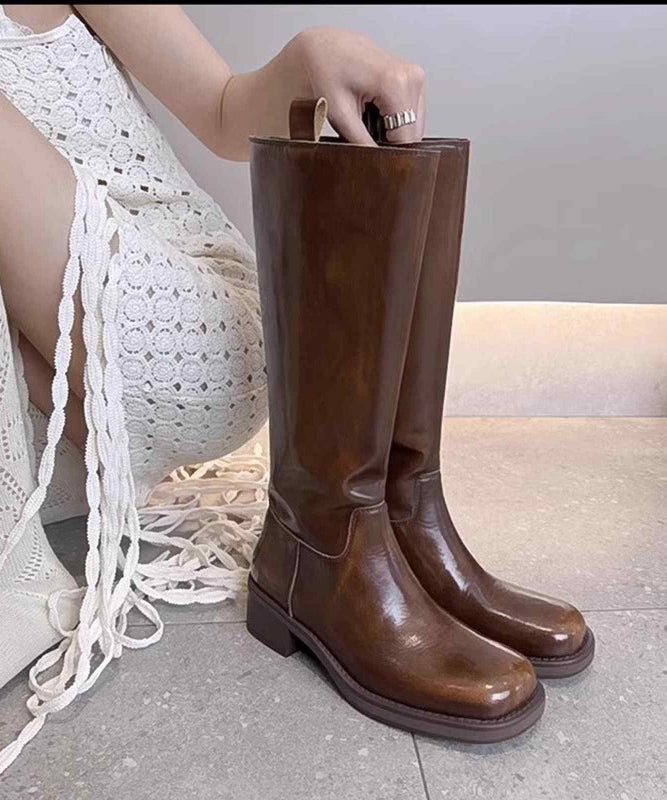 Beautifully Finished Boots in a Timeless Design