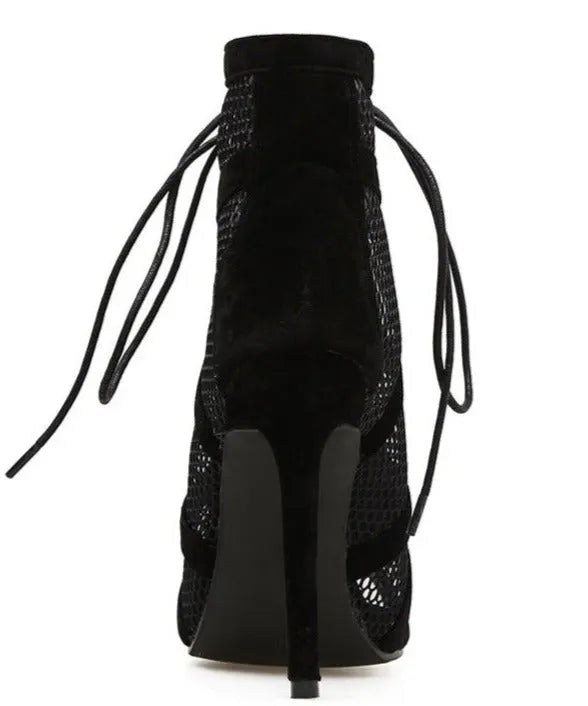 Classic Designed Heels in a Timeless Cut