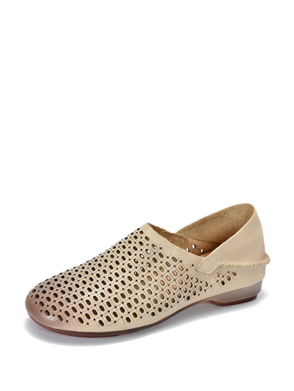 Finely Styled Sandals with a Classic Vintage Look