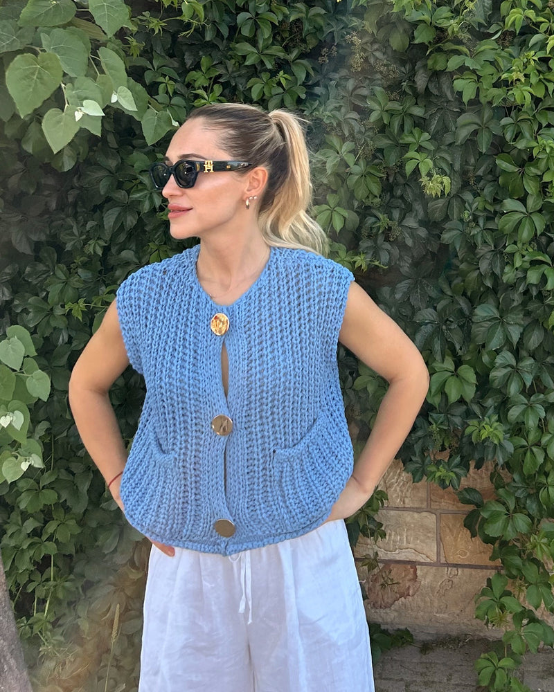 Large Buttons Color Knit Vest Cardigan