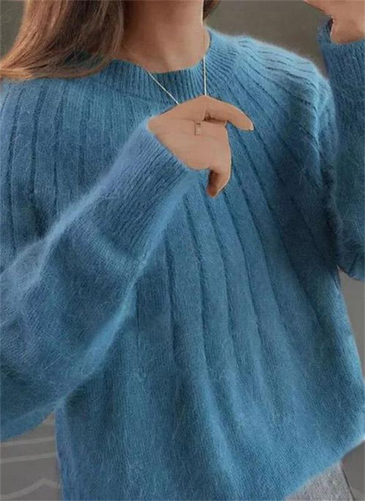 Daniela® | Timeless and stylish winter sweater