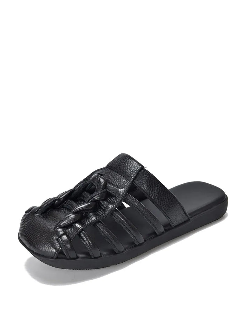 Casually Elegant Slippers with a Refined Edge