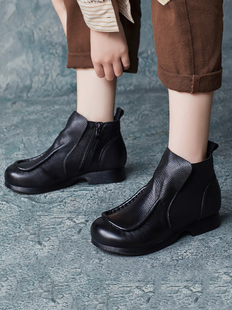 Finely Styled Boots with a Classic Vintage Look