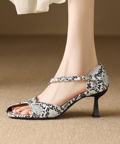 Finely Styled Heels with a Classic Vintage Look