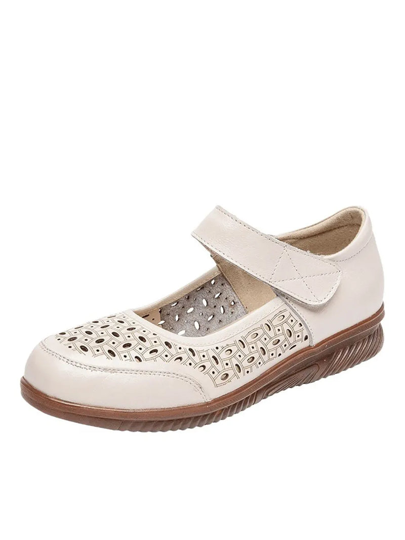Classic Vintage Shoes with a Flattering Fit