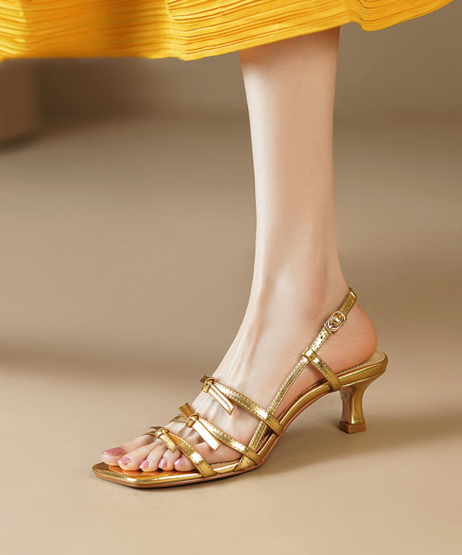 Effortlessly Elegant Sandals with a Timeless Design