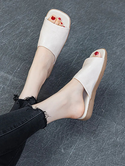 Classic Designed Slippers in a Timeless Cut