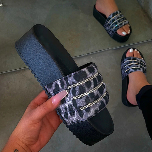 Thick Platforms Slippers Beach Sandals F693