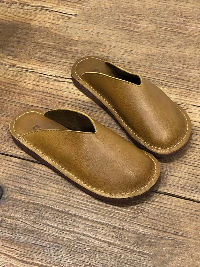 Effortlessly Elegant Slippers with a Timeless Design