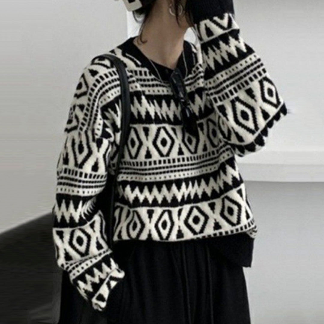 Vintage Geometry Round Neck Comfy Daily Sweater elevenforest