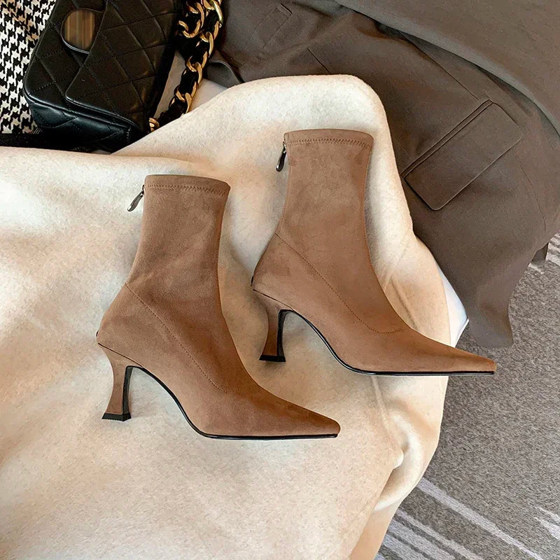 Jenesis Boots