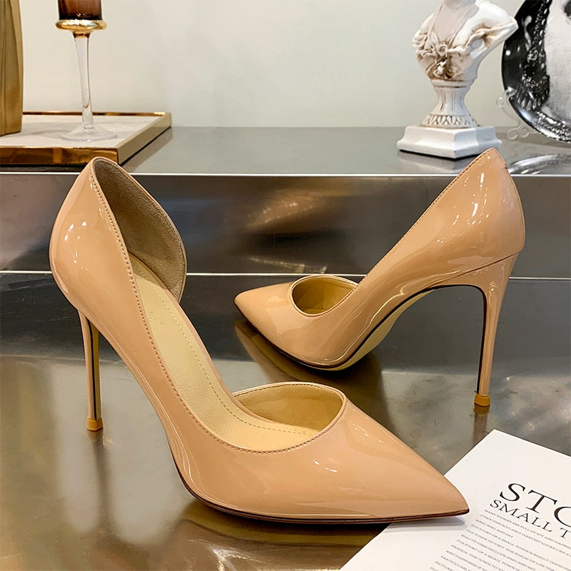 Classic Vintage Heels with a Flattering Fit