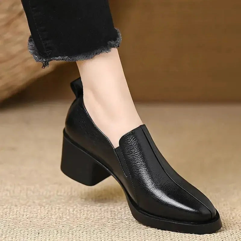 Casually Elegant Heels with a Refined Edge