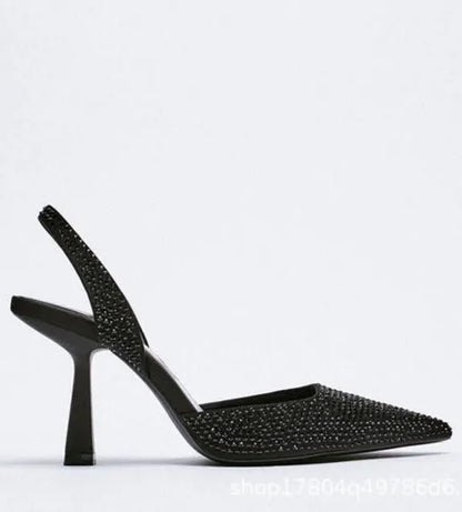 Classic Vintage Heels with a Flattering Fit