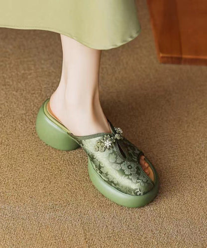 Thoughtfully Designed Sandals in a Timeless Style