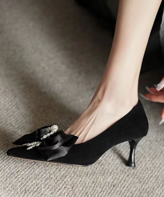 Beautifully Finished Heels in a Timeless Design