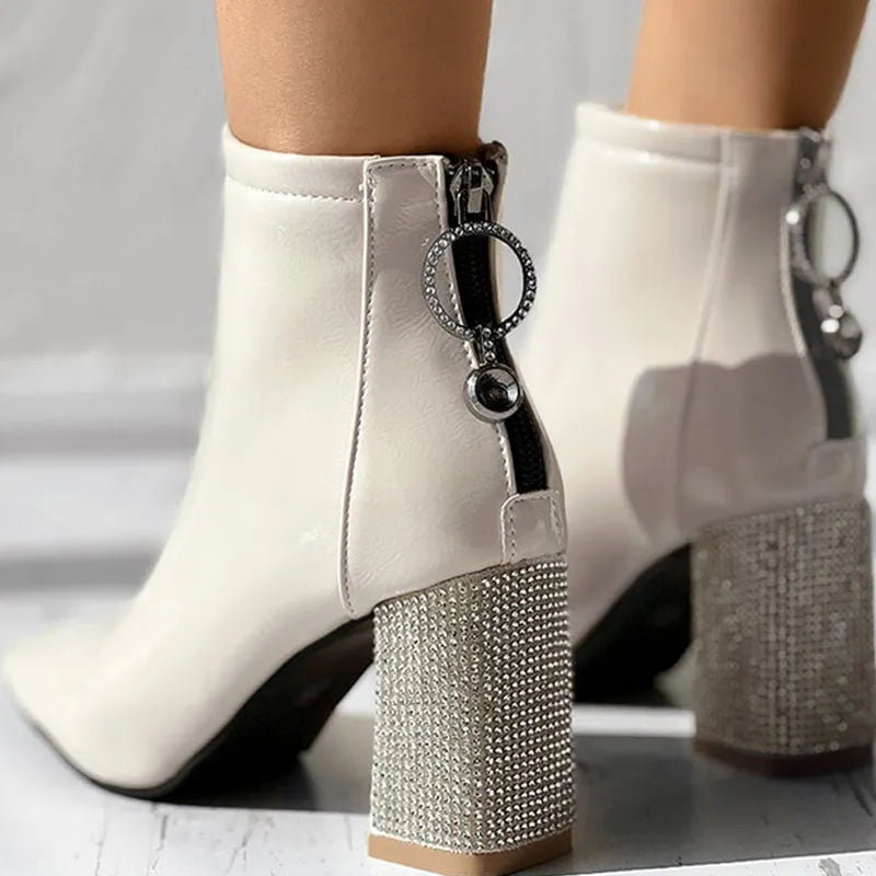 Finely Styled Shoes with a Classic Vintage Look