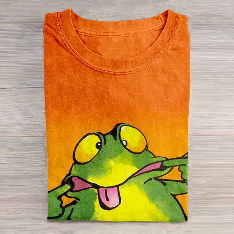 Funny Frog Art Short-sleeved T-shirt elevenforest