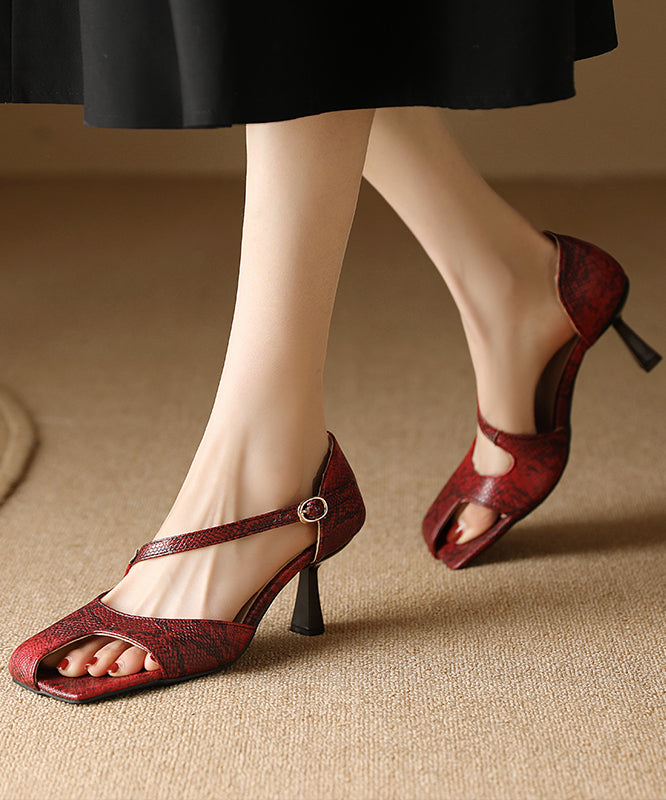 Beautifully Finished Heels in a Timeless Design