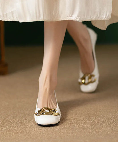 Beautifully Finished Heels in a Timeless Design