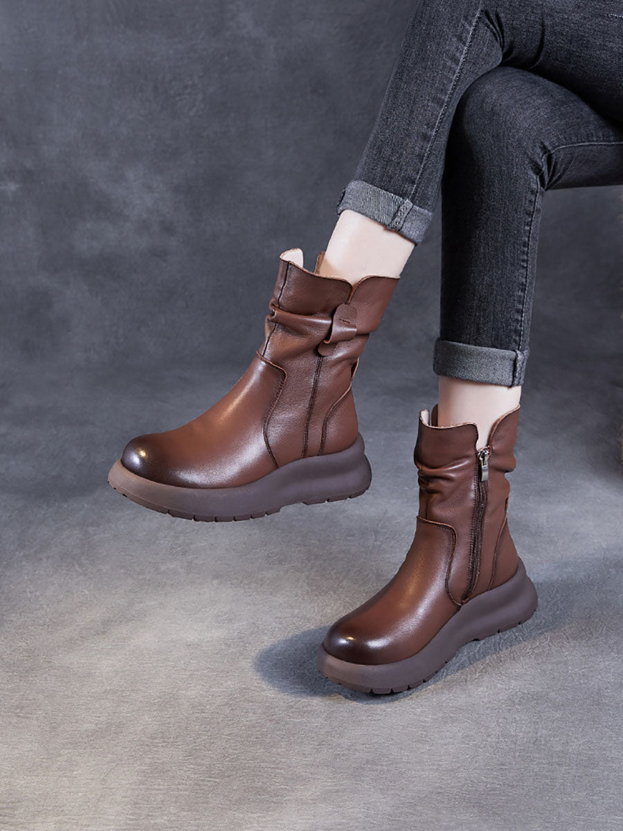 Subtly Elegant Boots with a Refined Vintage Look