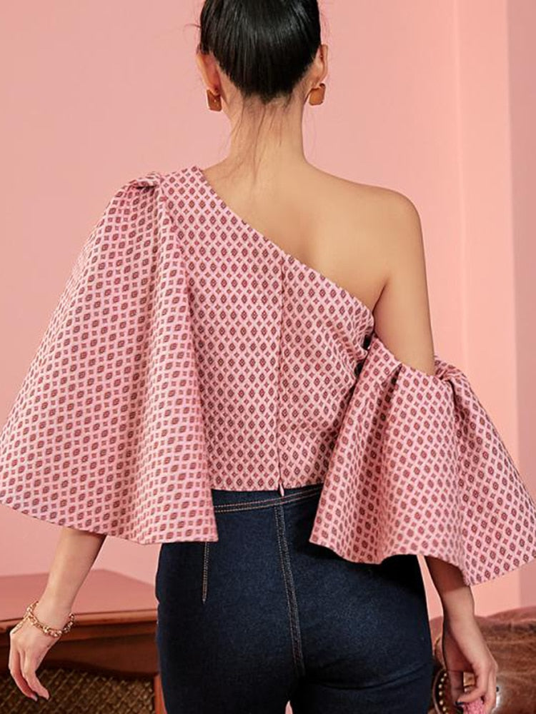 Bella Blouse
