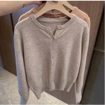 Timeless Vintage Style Sweater