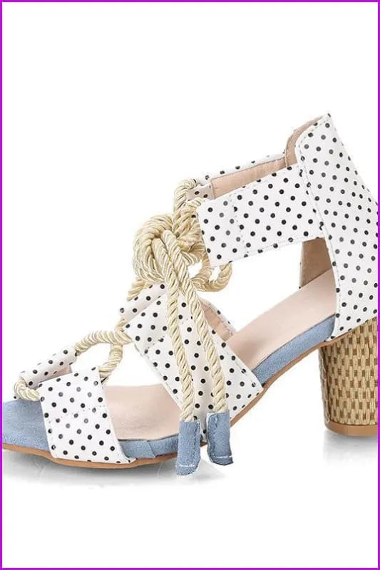 Classic Vintage Heels with a Flattering Fit