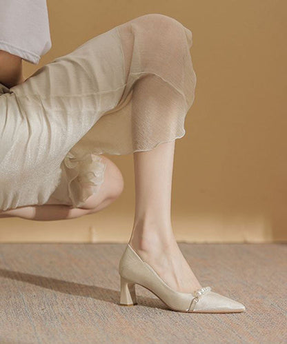 Classic Vintage Heels with a Flattering Fit
