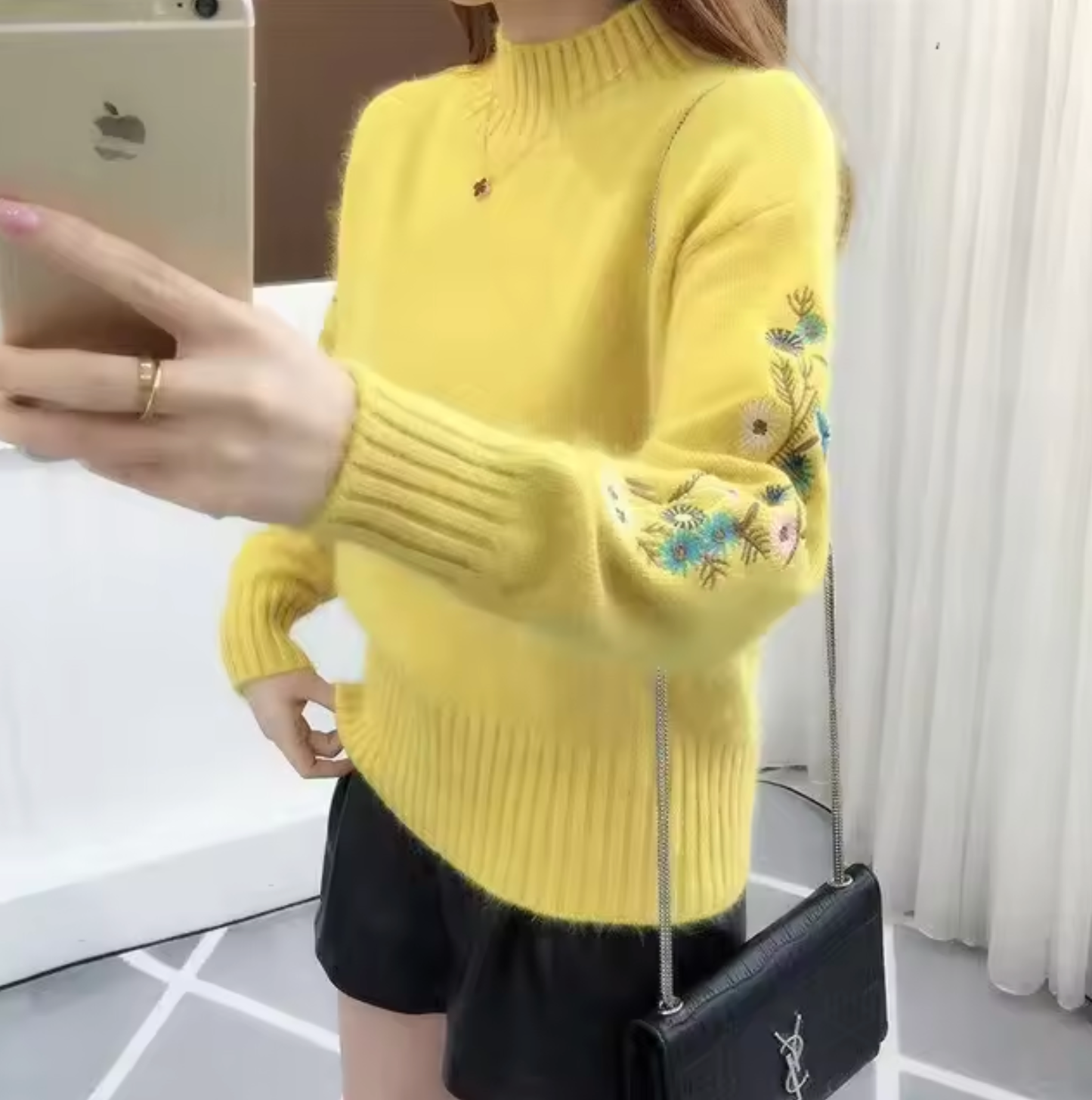 Ramona® | Knitted sweater with floral embroidery
