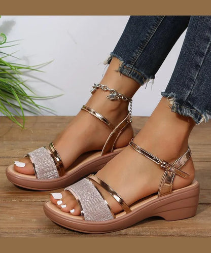 Beautifully Finished Heels in a Timeless Design