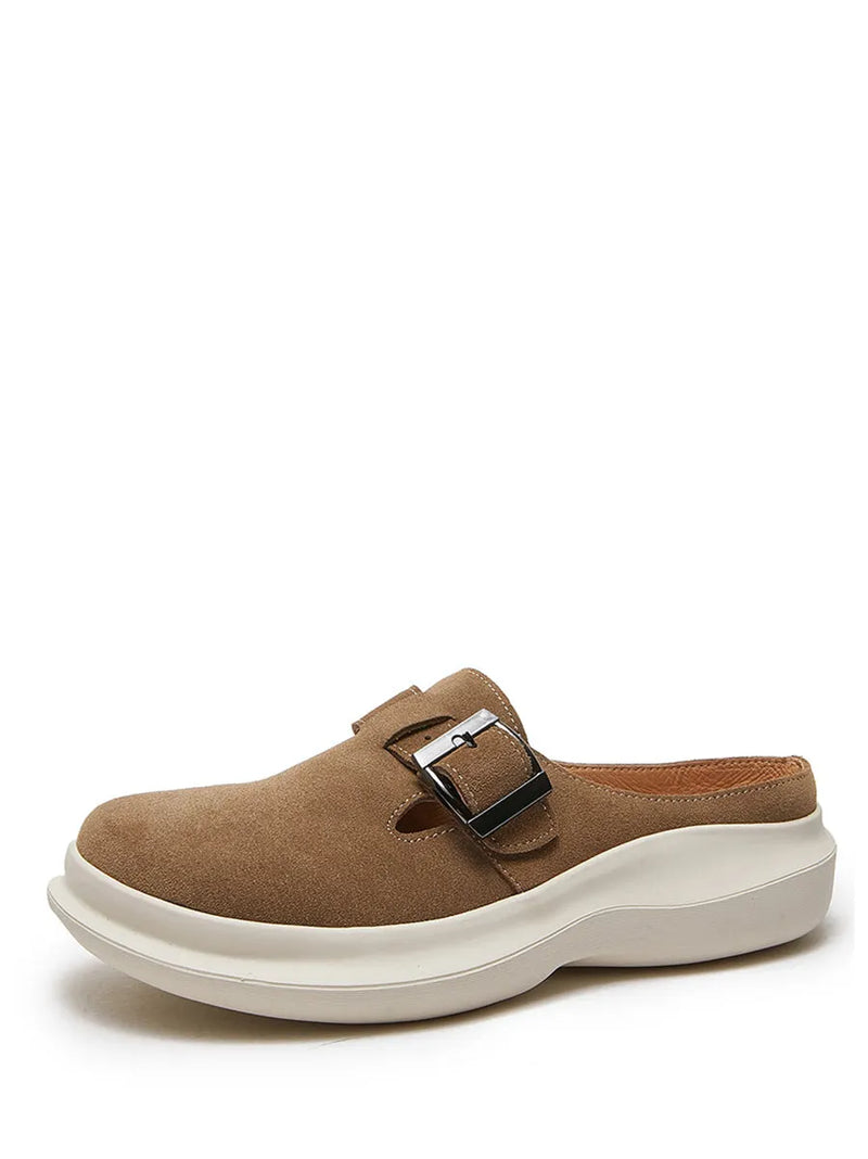 Elegantly Styled Slippers for Everyday Wear