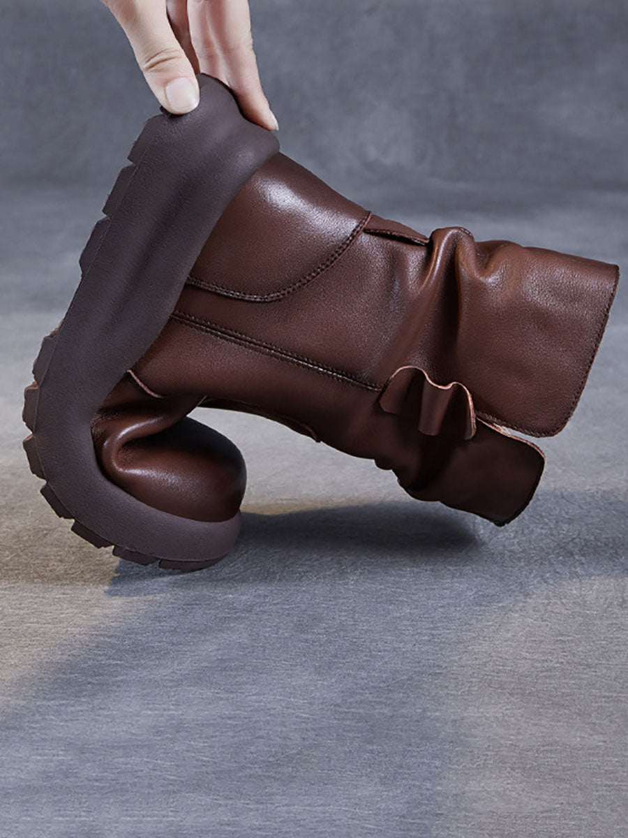 Subtly Elegant Boots with a Refined Vintage Look