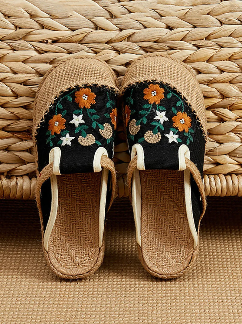 Finely Styled Slippers with a Classic Vintage Look