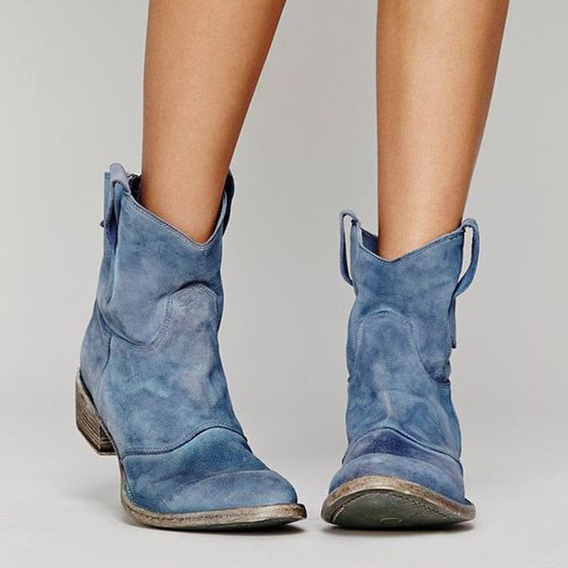 Tailor-made and comfortable orthopaedic boots