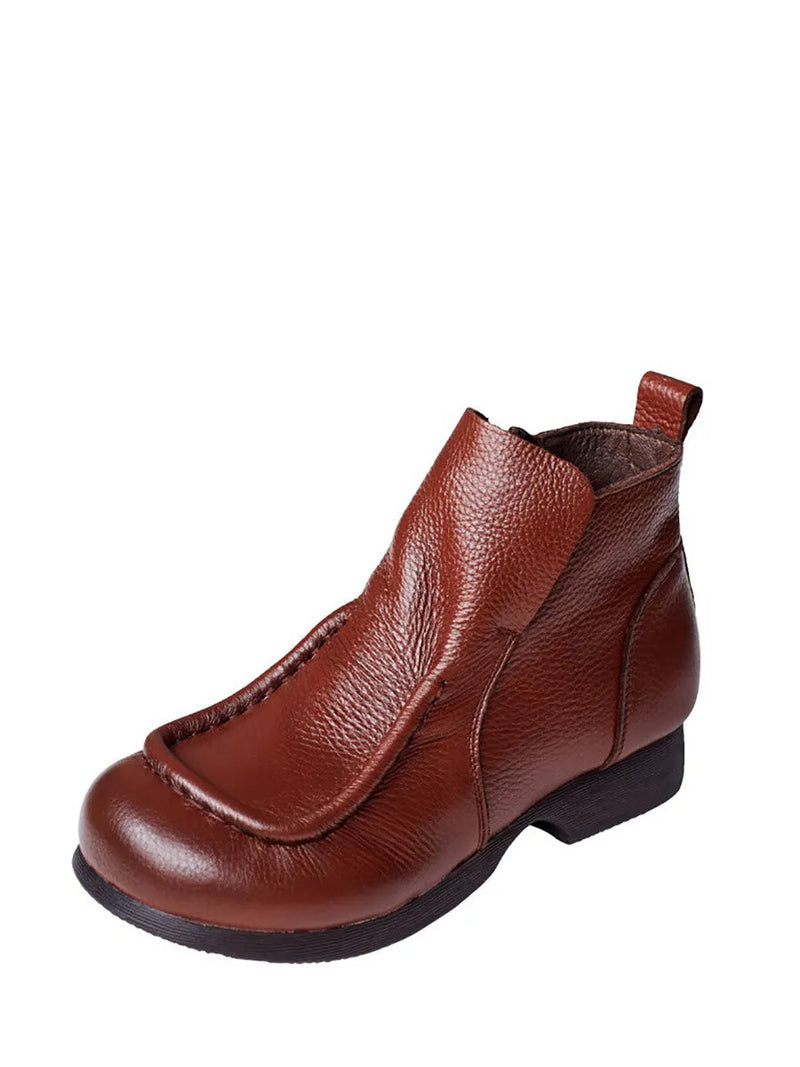 Finely Styled Boots with a Classic Vintage Look