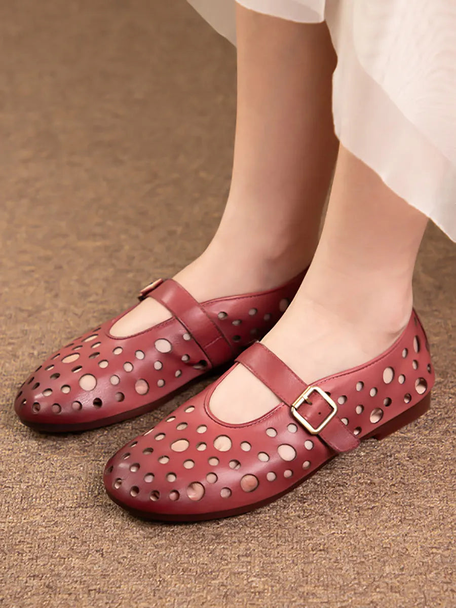 Classic Vintage Shoes with a Flattering Fit