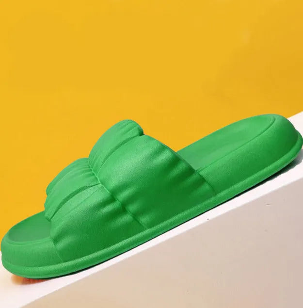 Casually Elegant Slippers with a Refined Edge