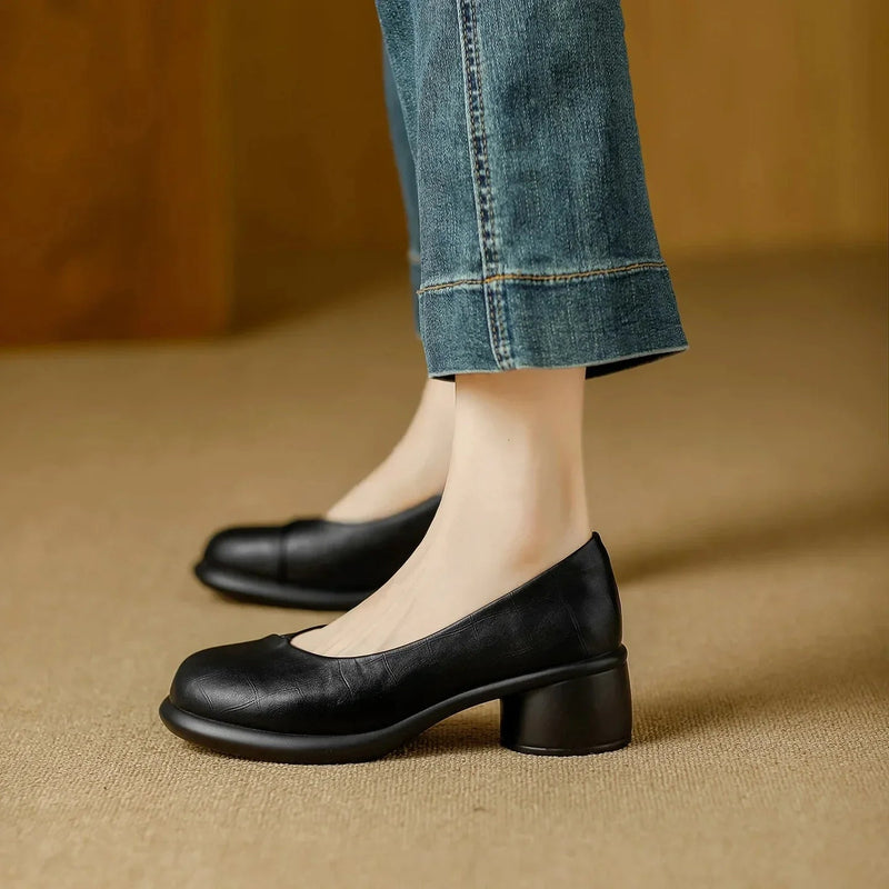 Finely Styled Heels with a Classic Vintage Look