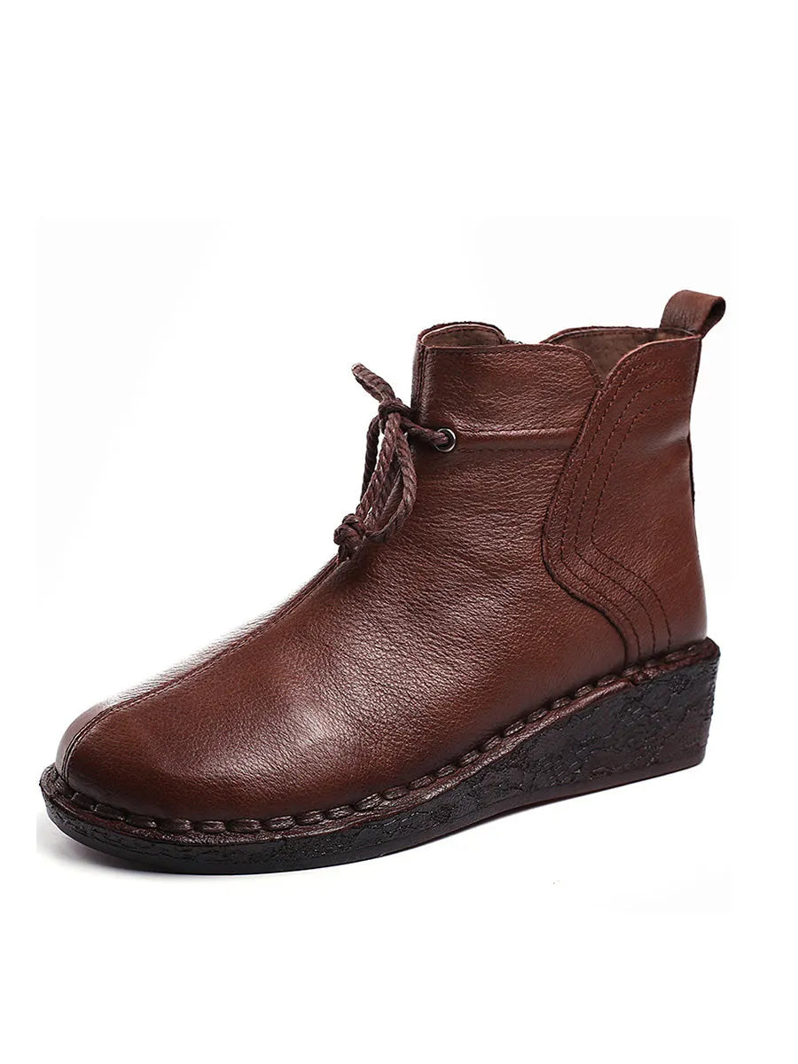 Finely Styled Boots with a Classic Vintage Look