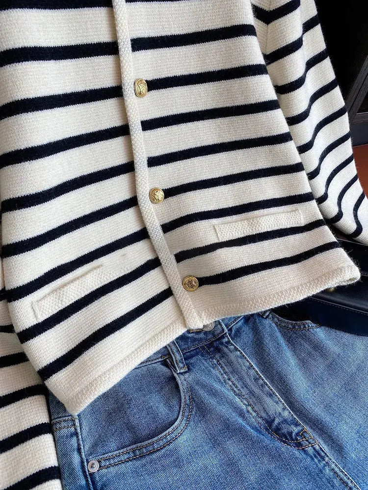 Sayla Cardigan