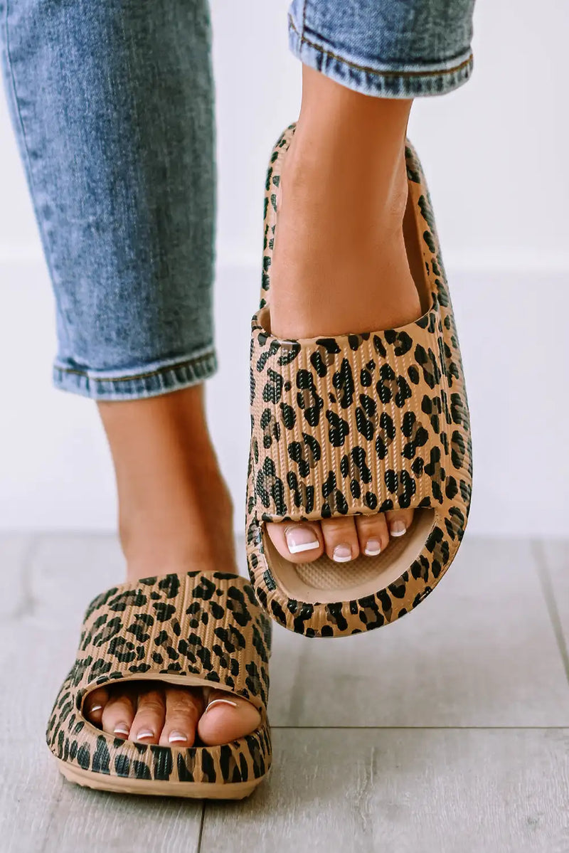 Leopard Print Thick Sole Slippers