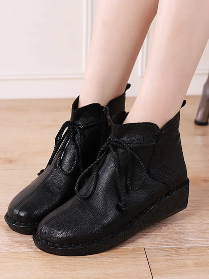 Subtly Elegant Boots with a Refined Vintage Look