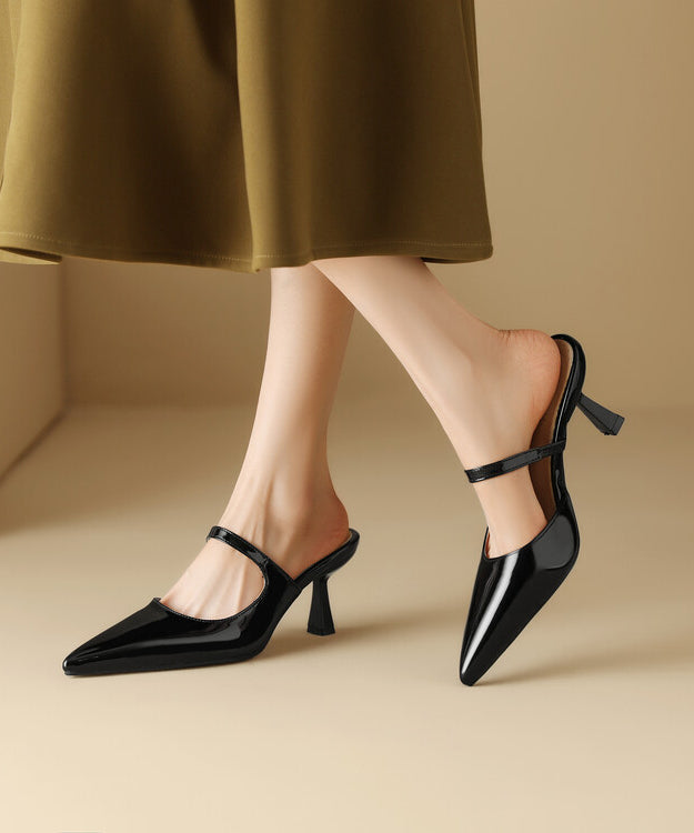 Beautifully Crafted Sandals in a Classic Style